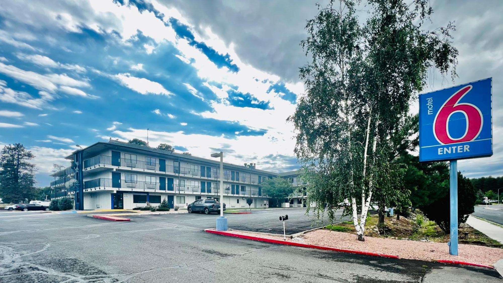 Motel 6-Flagstaff, Az - West - Woodland Village Exterior foto